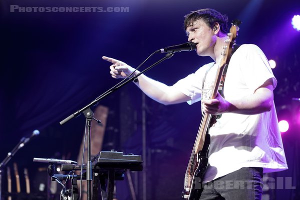 THE WOMBATS - 2022-04-29 - PARIS - La Machine (du Moulin Rouge) - Tord Overland-Knudsen